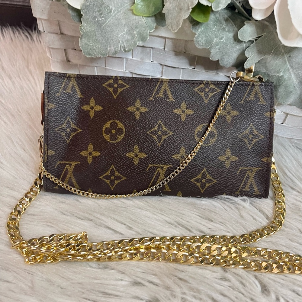 Louis Vuitton Brown Monogram Chain Shoulder Bag - Picture 11 of 15